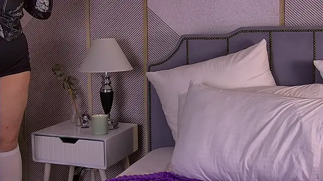 Queen_Monica_ webcam