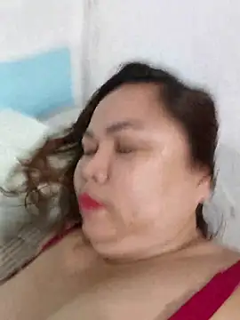 Sweetlorie_83 webcam