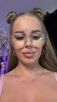 AubrieleRouj1