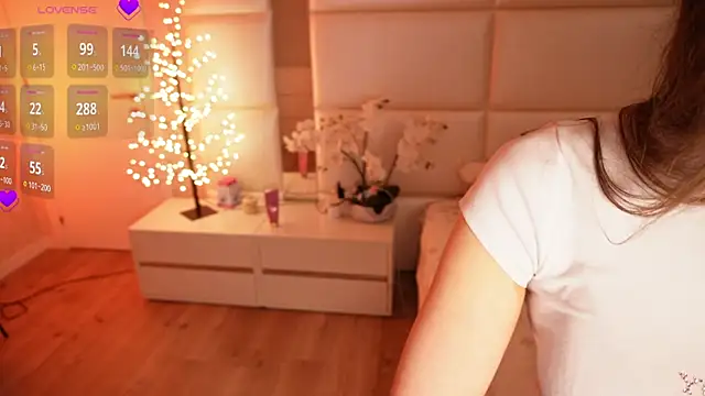 Lilly_Colins webcam