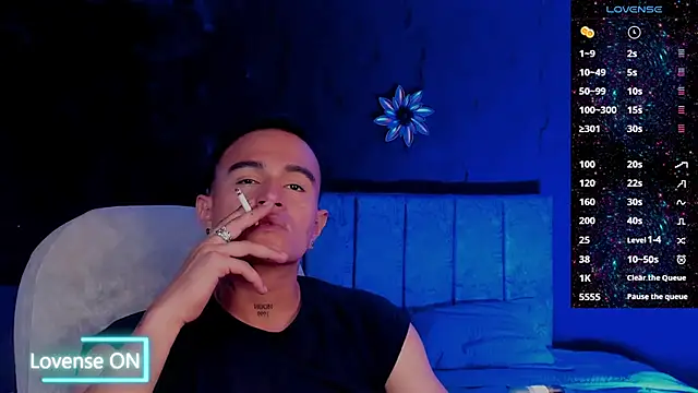 LiamDeep webcam