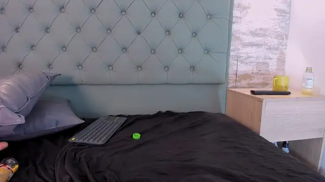 KataleyaVelvet webcam