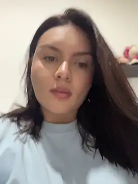 MiaCavalli__ webcam