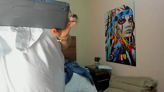 MillaGrey webcam