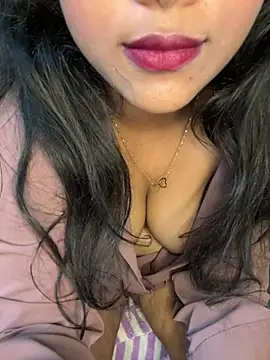 shivani099 (Ask my age) - Boobs show 💋 pussy fingering