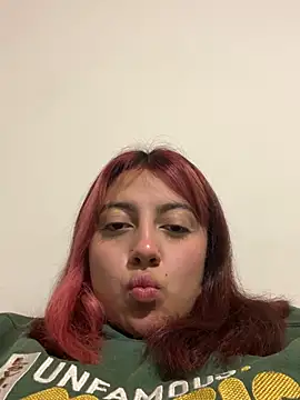 Emma_Cut webcam