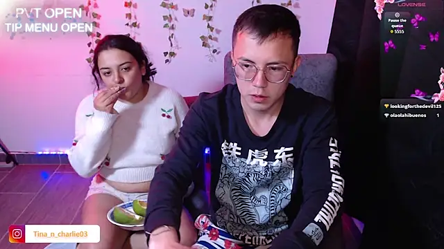 Tina_4_Charlie live sex cam