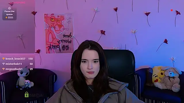 liana_kisses webcam