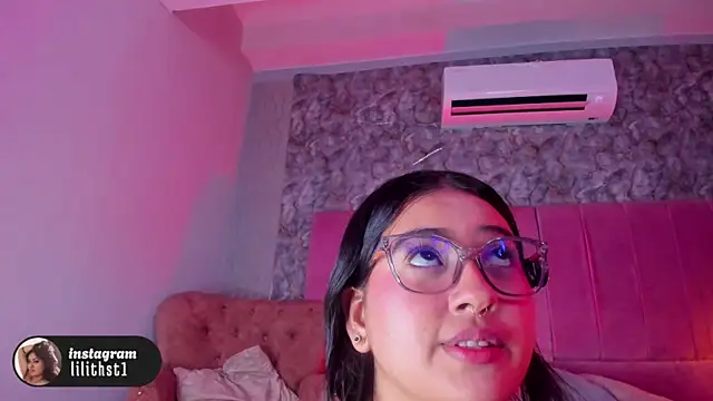 lilithst_ webcam
