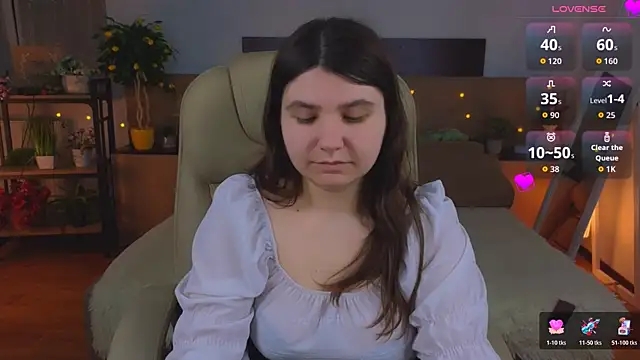 Viola__Shy webcam
