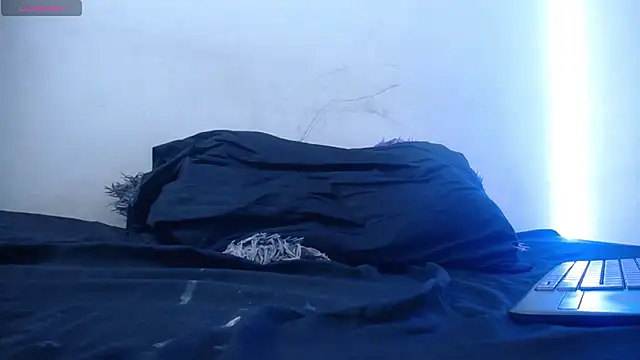 Naomy_Reiden webcam