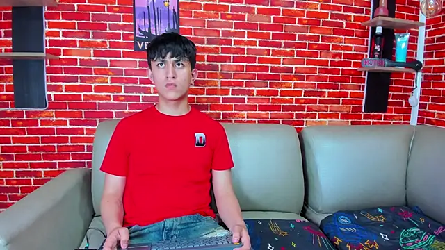 Hoot_boyss_ webcam