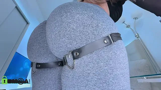 scarlettthegoddess - ScarlettTheGoddess's free webcam - UK Sex Cams