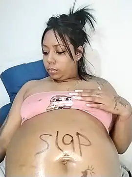 emma_purple_ webcam
