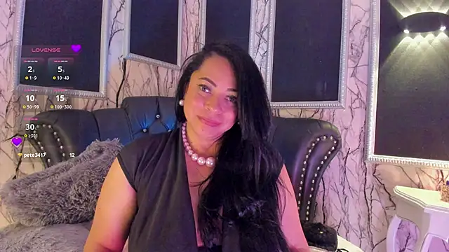 adelinemoretti - Adelinemoretti's free webcam - UK Sex Cams