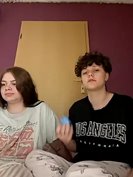 BellaHoneyy webcam