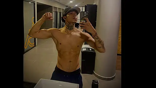 Big_mike_e webcam