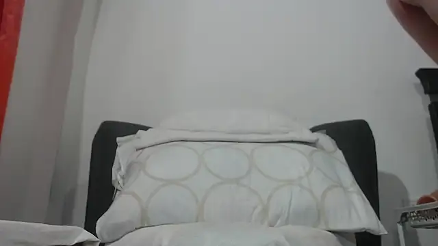 lizzandalyz - LizzandAlyz's free webcam - UK Sex Cams