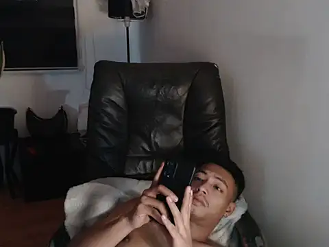 asian_gregor - Asian_gregor's free webcam - UK Sex Cams
