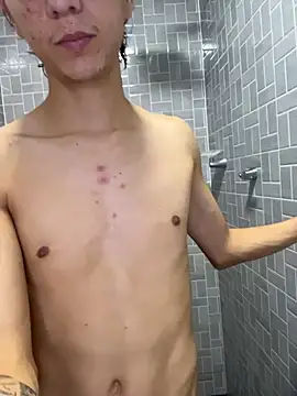 Young_Latin_couple webcam