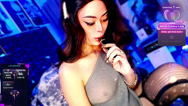 KYLIE_SHEMALE webcam