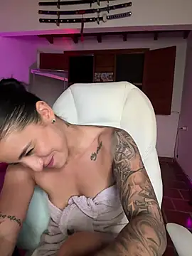 Ale_Lewis webcam