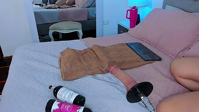 Samantha__Vega webcam