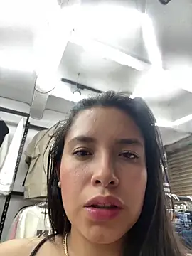 Miss_Bella_Flame webcam