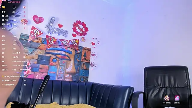 samanee_konn (F young) - Show ass in thread slowly