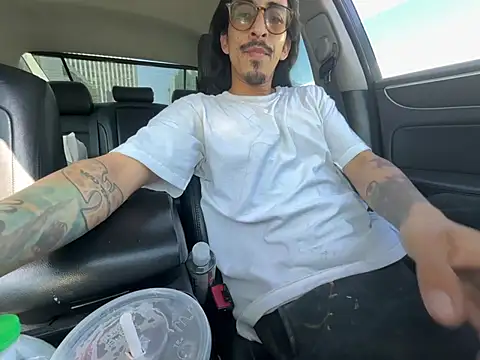 bigdickkane300 live cam