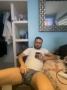 Alexitho25 live cam