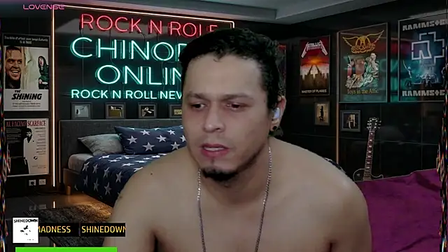 chino_roz live cam