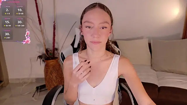 ChloeMoreti webcam