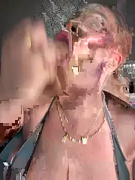 Katie_shuangs