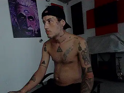 patrik_tattoo_ webcam