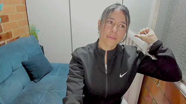 Penelope47 webcam