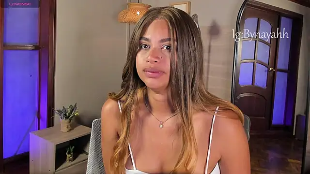 nayah__ webcam
