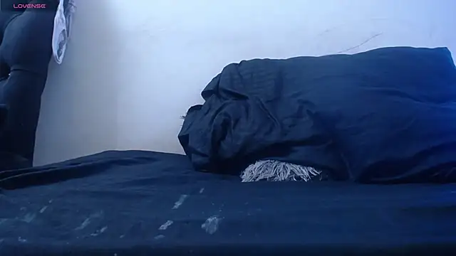 Naomy_Reiden webcam