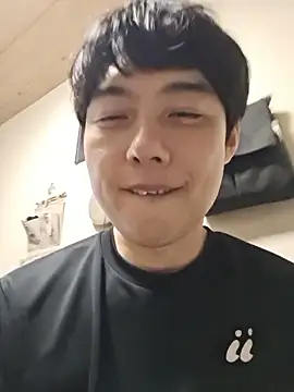 whitebriefboy webcam