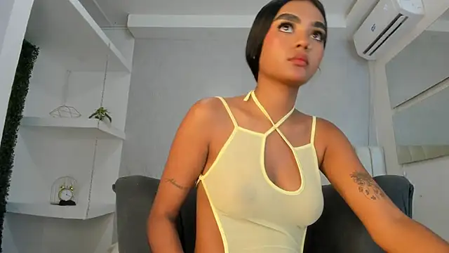 julieta_aguilar1 - Julieta_aguilar1's free webcam - UK Sex Cams