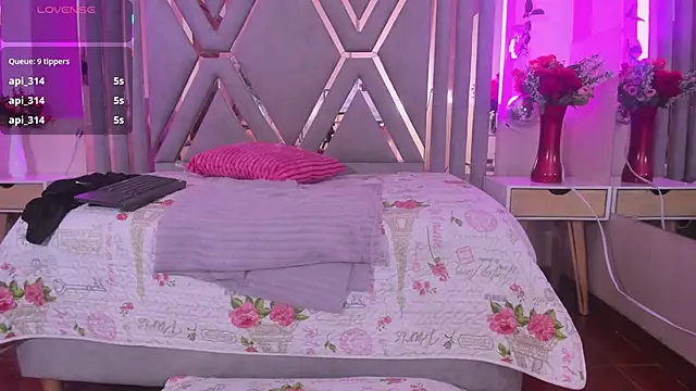 adri_rivera webcam