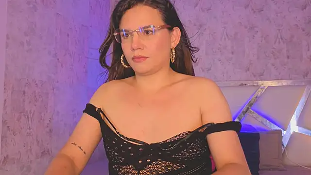 april_summer_ webcam