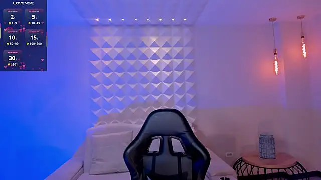 MayaMoretti_ webcam
