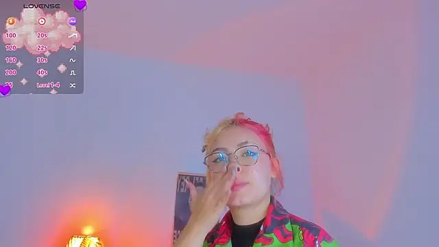 MarieTaylor_ webcam