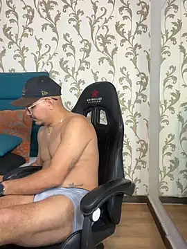 dante_goldt - Dante_Goldt's free webcam - UK Sex Cams