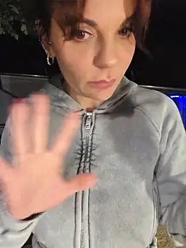 JuneLaFrenchie webcam