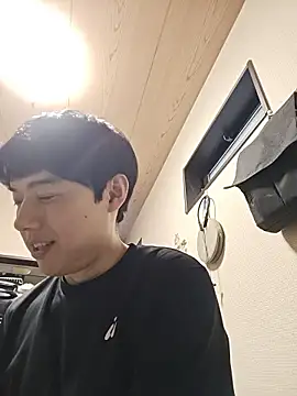 whitebriefboy webcam