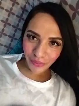 Yourbabyshane webcam
