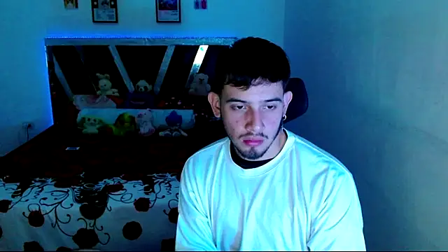 Sebasxxl12 webcam