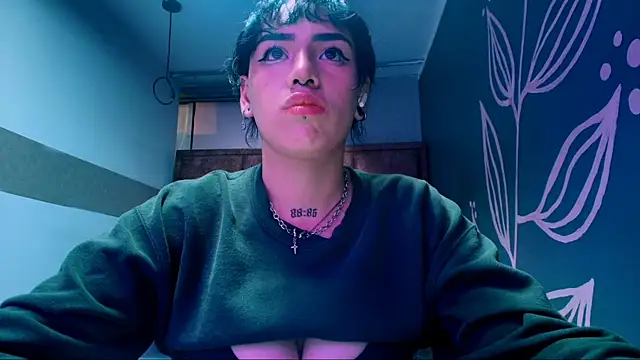 Kiara_Fox__ webcam